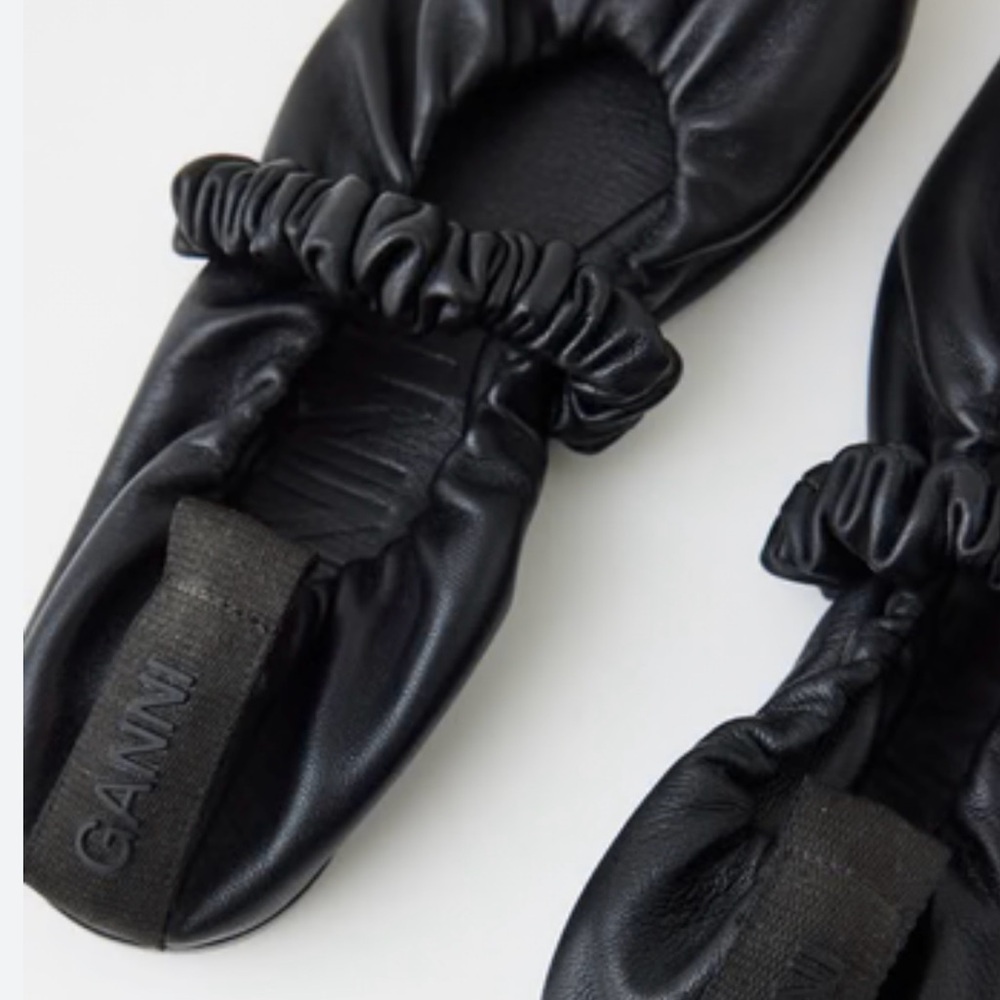 Ganni Black Leather Scrunchie Ballet Flats